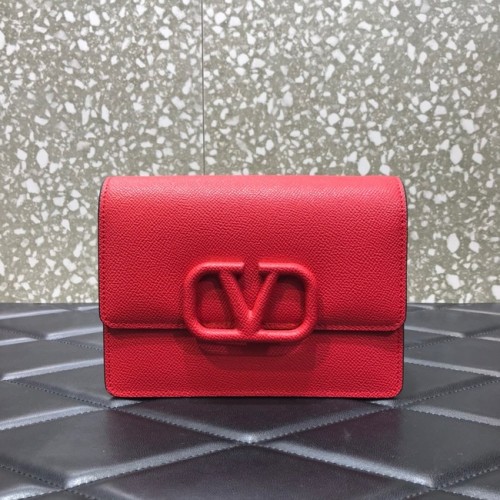 VALENTINO GARAVANI Bolso de hombro pequeño Stud Sign de piel de becerro granulada 0690 rojo