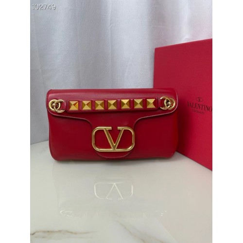 VALENTINO GARAVANI Bolso de hombro Stud Sign de napa NL098 rojo