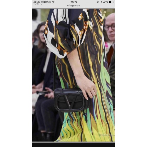 VALENTINO Bolso bandolera de piel original V0032A negro