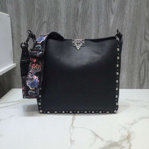 VALENTINO Rockstud mensajero de cuero granulado 50031 negro