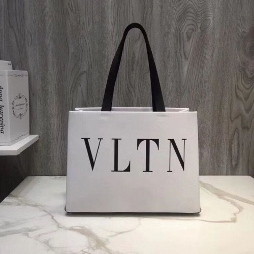 VALENTINO Bolso shopper Rockstud de piel granulada V2052 Blanco