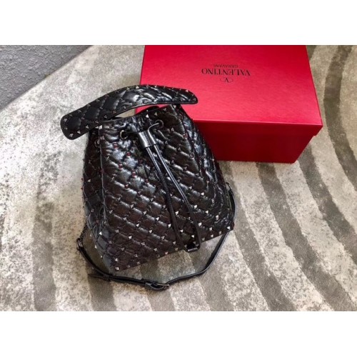VALENTINO Bolso bombonera Rockstud de piel A0059L negro