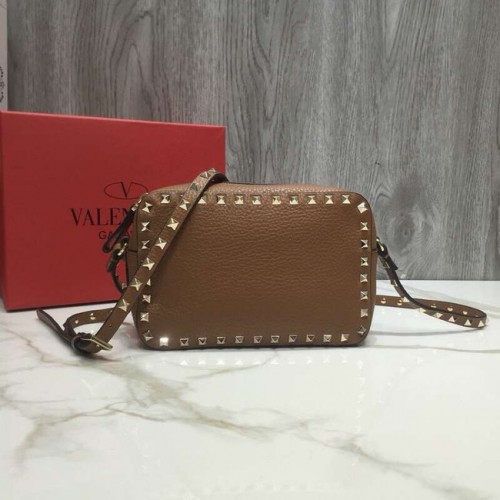 VALENTINO Bandolera Rockstud de piel para cámara 2855 marrón