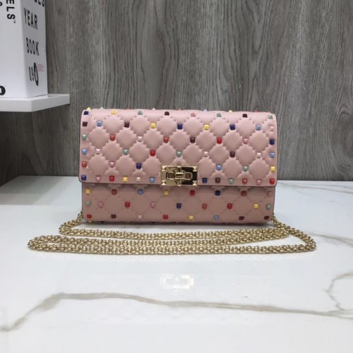 VALENTINO Bandolera Rockstud de piel acolchada 72610 rosa