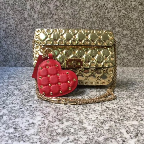 VALENTINO Bolso de hombro Rockstud pequeño de piel acolchada 77562 Oro