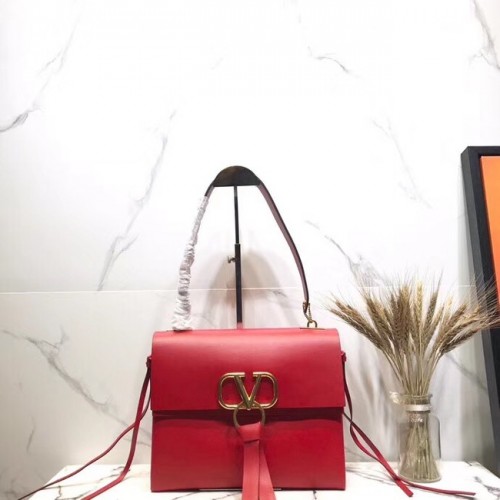 Valentino Garavani VRING Bolso bandolera pequeño de piel 00843 rojo