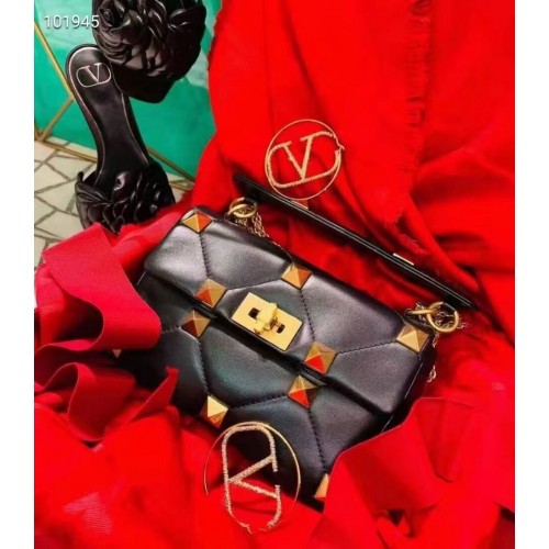 Valentino mini Garavani Roman Stud V2061 negro