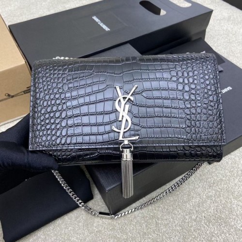 YSL KATE MEDIANO CON BORLA DE PIEL BRILLANTE GRABADA COCODRILO B377829 negro