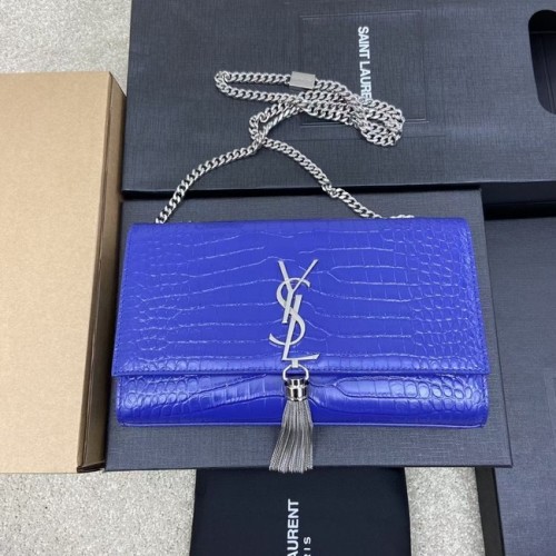YSL KATE MEDIANO CON BORLA DE PIEL BRILLANTE GRABADA COCODRILO B377829 azul