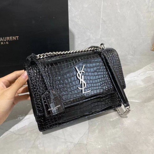 Yves Saint Laurent Bolso de hombro de piel de becerro Y542206A Metal en tono negro y plateado