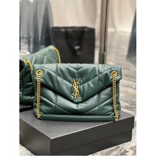 Yves Saint Laurent BOLSO MEDIANO LOULOU PUFFER DE PIEL ACOLCHADA ARRUGADA MATE Y577475 verde negruzco