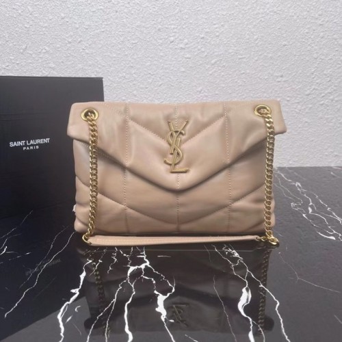 Yves Saint Laurent BOLSO PEQUEÑO ACOLCHADO LOULOU DE PIEL DE CORDERO ACOLCHADA 577476 ANEMONE albaricoque