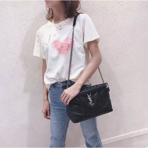 Yves Saint Laurent BOLSO PEQUEÑO LOULOU PUFFER DE PIEL ACOLCHADA ARRUGADA MATE Y577476 Negro