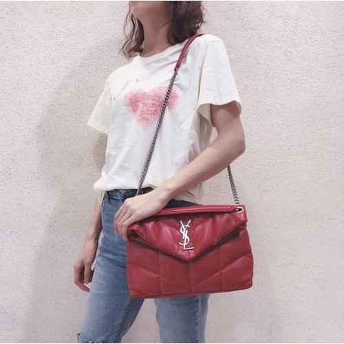 Yves Saint Laurent BOLSO PEQUEÑO LOULOU PUFFER DE PIEL ACOLCHADA ARRUGADA MATE Y577476 Rojo