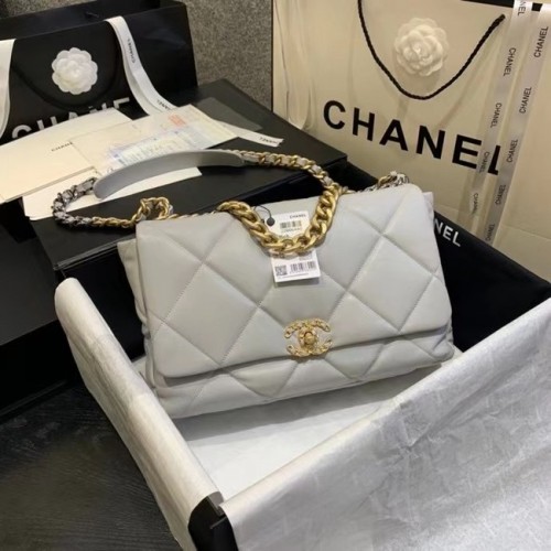 chanel 19 bolso grande con solapa AS1162 gris