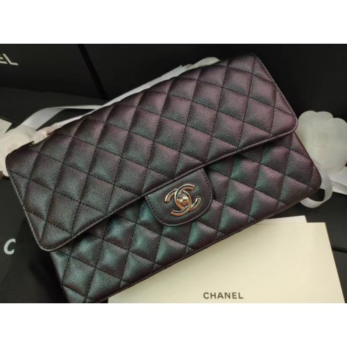 bolso con solapa chanel Piel de becerro granulada iridiscente y tono dorado AS1112 negro